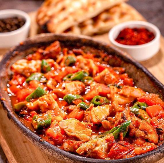 Kiremitte Tavuk Sote